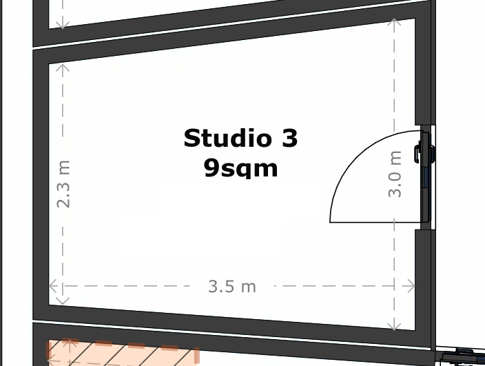 Studio 3 photo 3