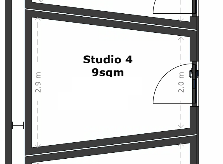 Studio 4 photo 3